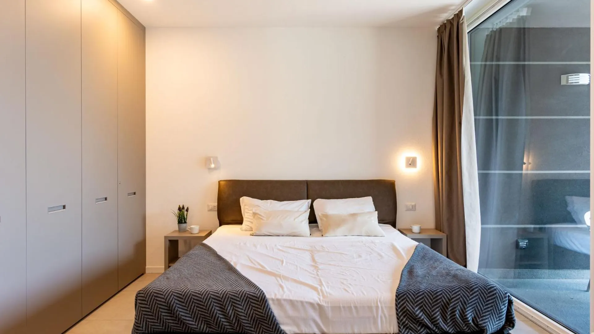 Apartment Lakeview Terrace By Interhome Nesso